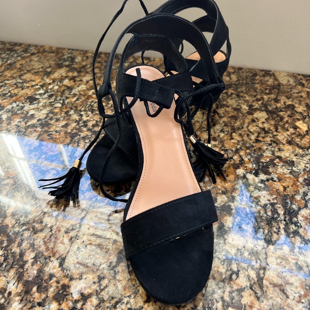 Top Moda Block Heels. - Picture 8 of 12